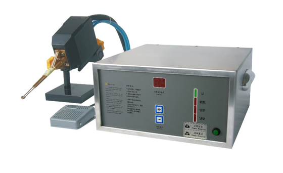 ดีวีดีขนาดเล็ก Ultrahigh ความถี่ 1-2Mhz อุปกรณ์หลอมเหนี่ยวนำสำหรับการทำความร้อนวัสดุบาง